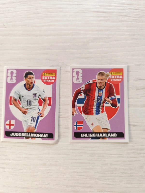Bellingham y Haaland extra stickers morado
