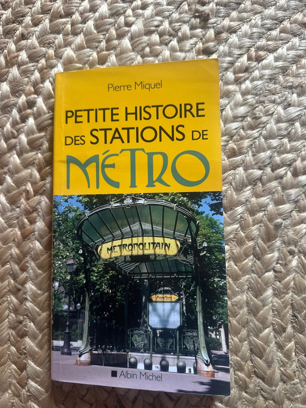 Petite Histoire des Stations de Métro - livre - Pierre Miquel