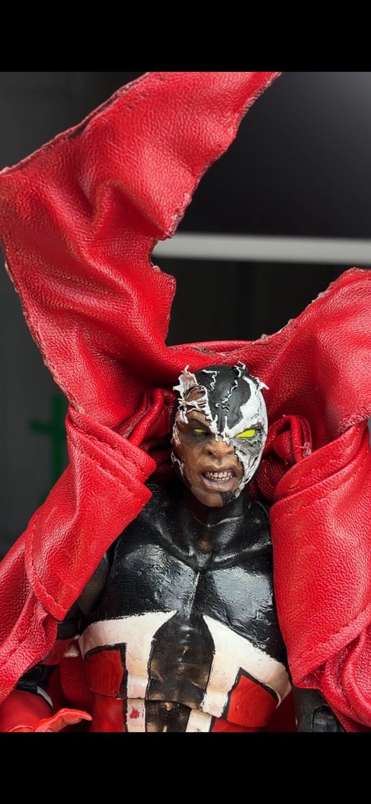 PAINTED TORN MASK Spawn headsculpt (READ DESCRIPTION