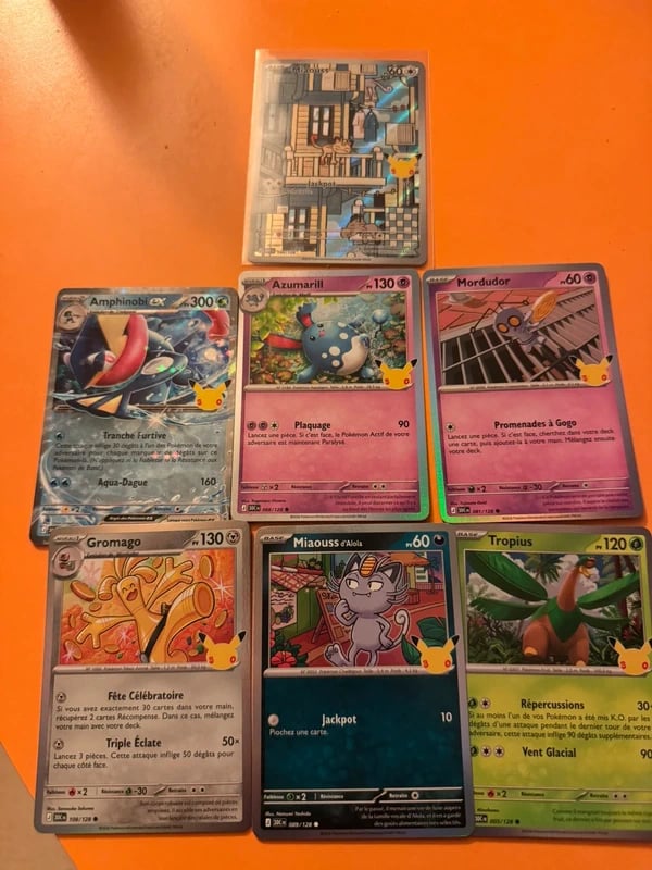 Lot de carte Pokémon 30 ans