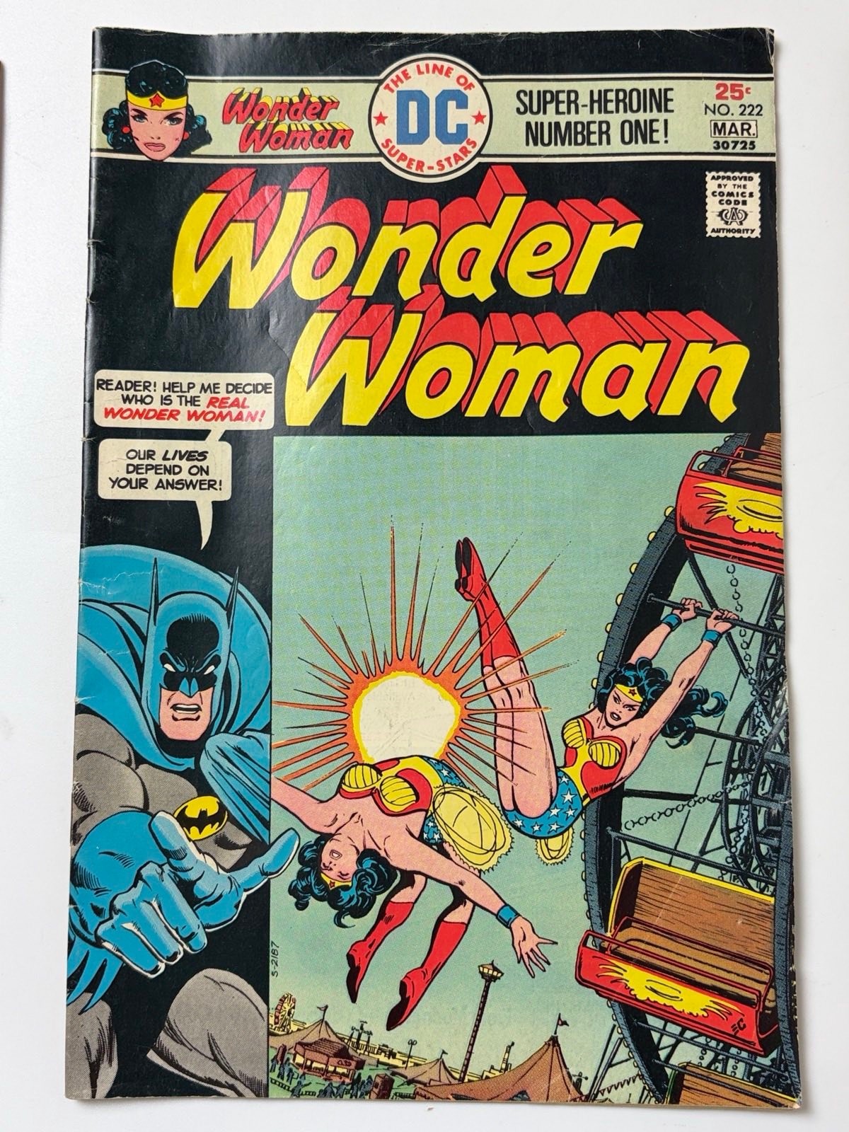 Wonder Woman #222 (1976) in 5.0 Ottimo/Bene - Spedizione illimitata
