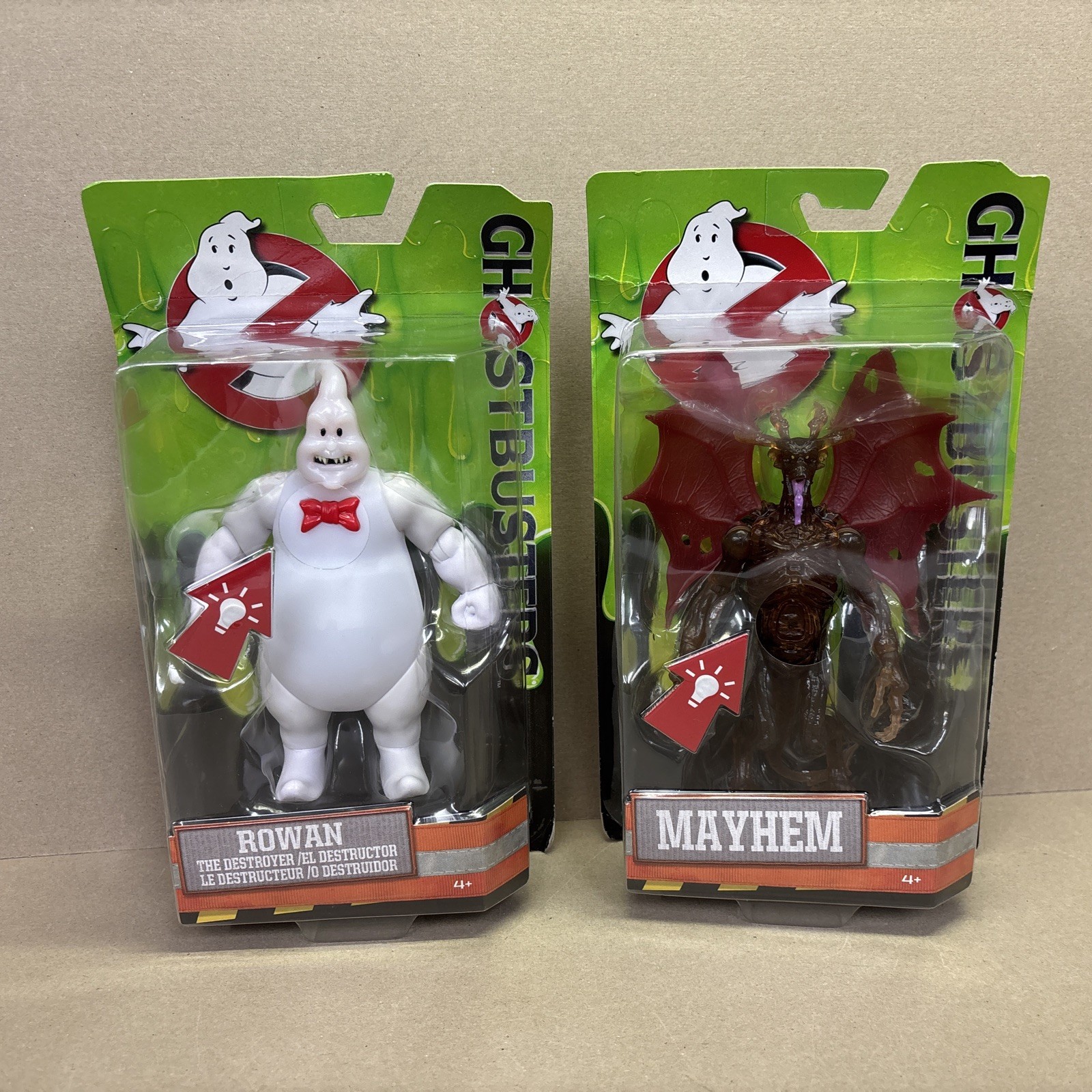 Set 2 action figure Ghostbusters 6" Ghosts Rowan & Mayhem si accende funzionanti