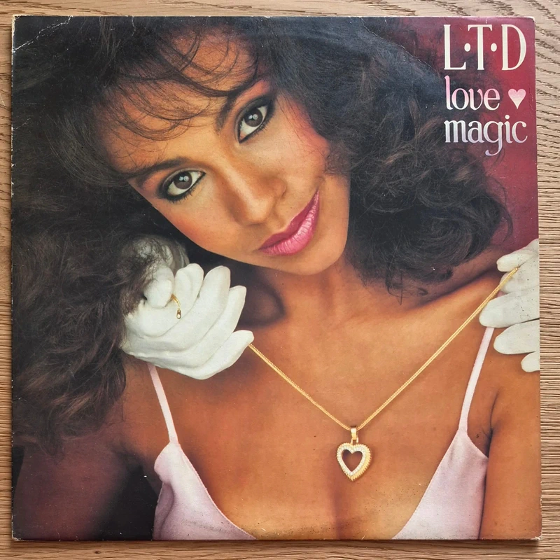 L.t.d. : Love Magic (LP33t vinyle album)