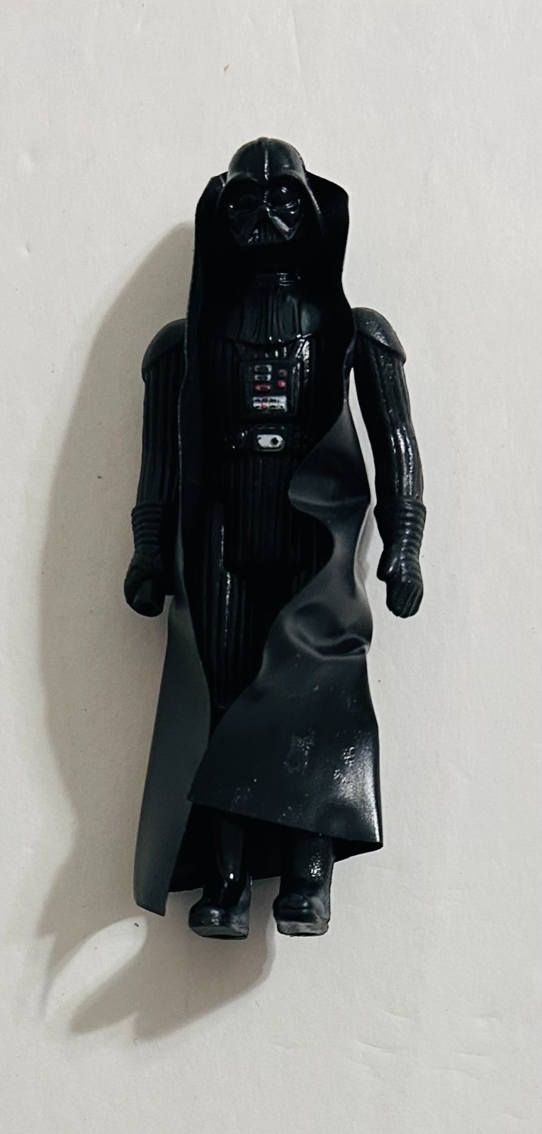 Kenner Star Wars Darth Vader 1977 vintage con mantello in vinile originale HK COO sciolto