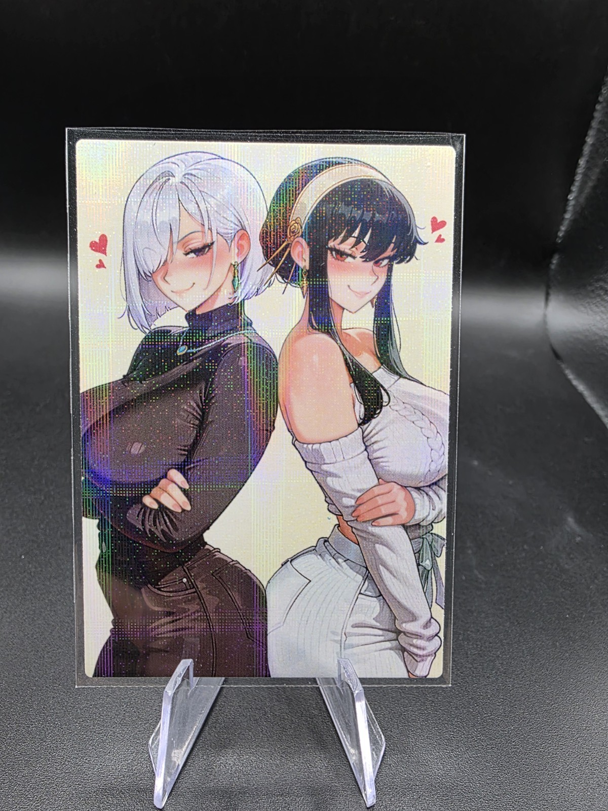 Carta collezionabile Yor Forger e Fiona Frost anime olografico da collezione