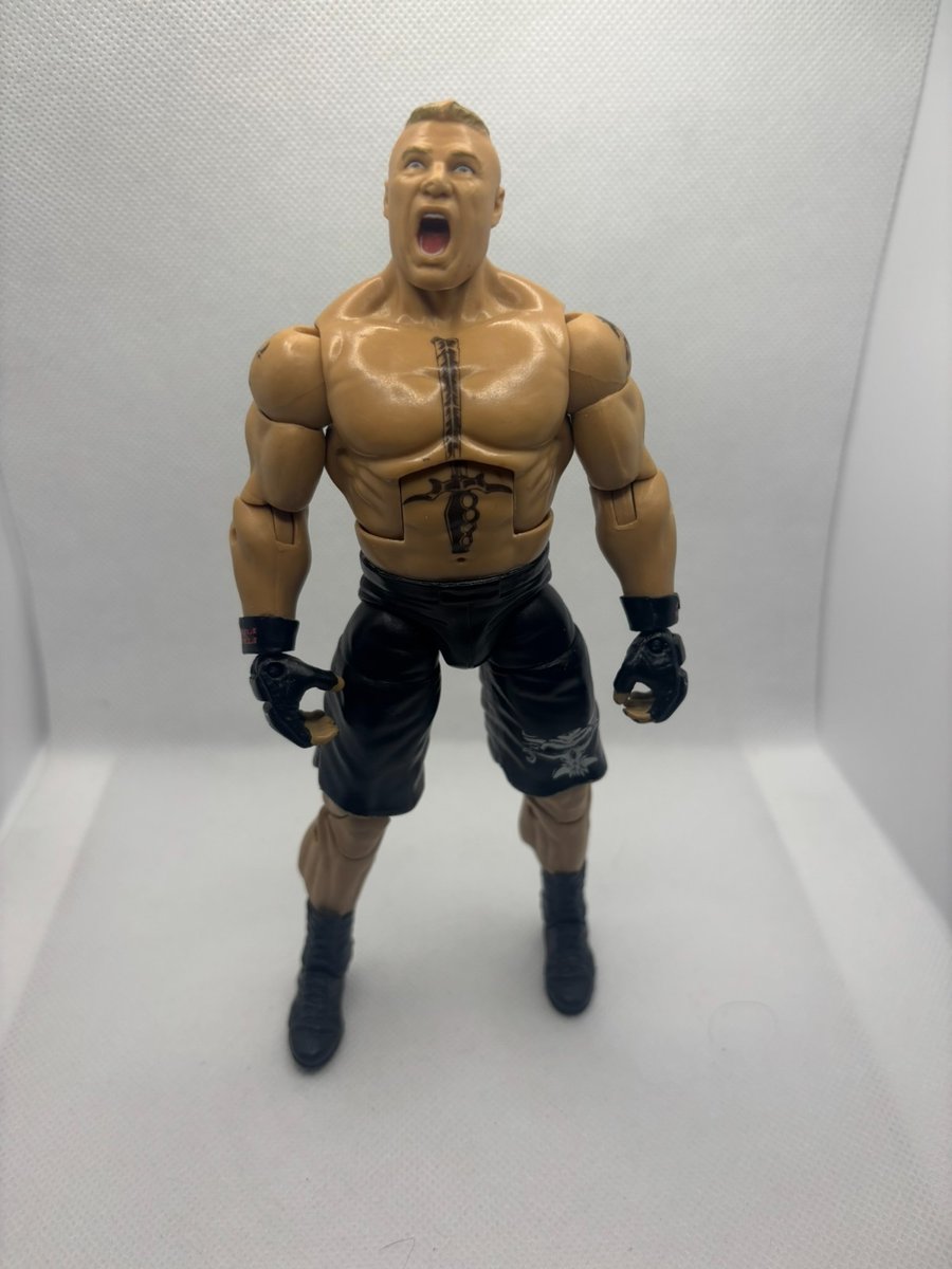 BROCK LESNAR WWE ELITE FIGURE RARO