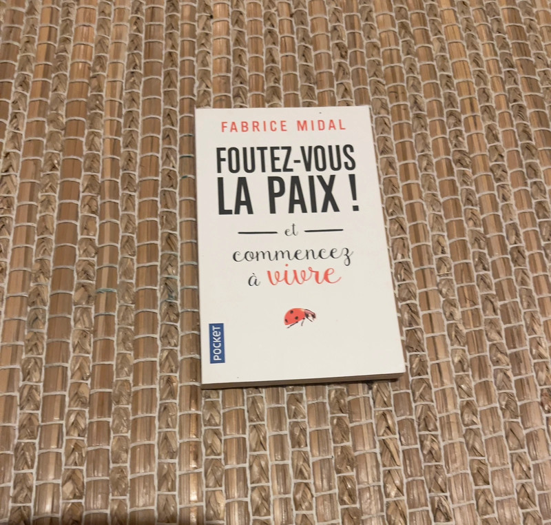 Foutez vous la paix !
