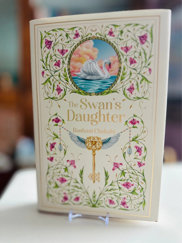 The Swan‘s Daughter - Roshani Choksi (FairyLoot)