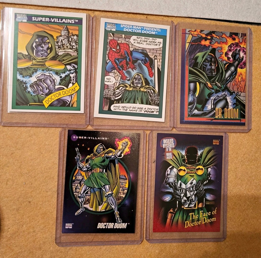 Lotto carte Doctor Doom Vintage Marvel (5) - confezione caricatore fresco Impel SkyBox 