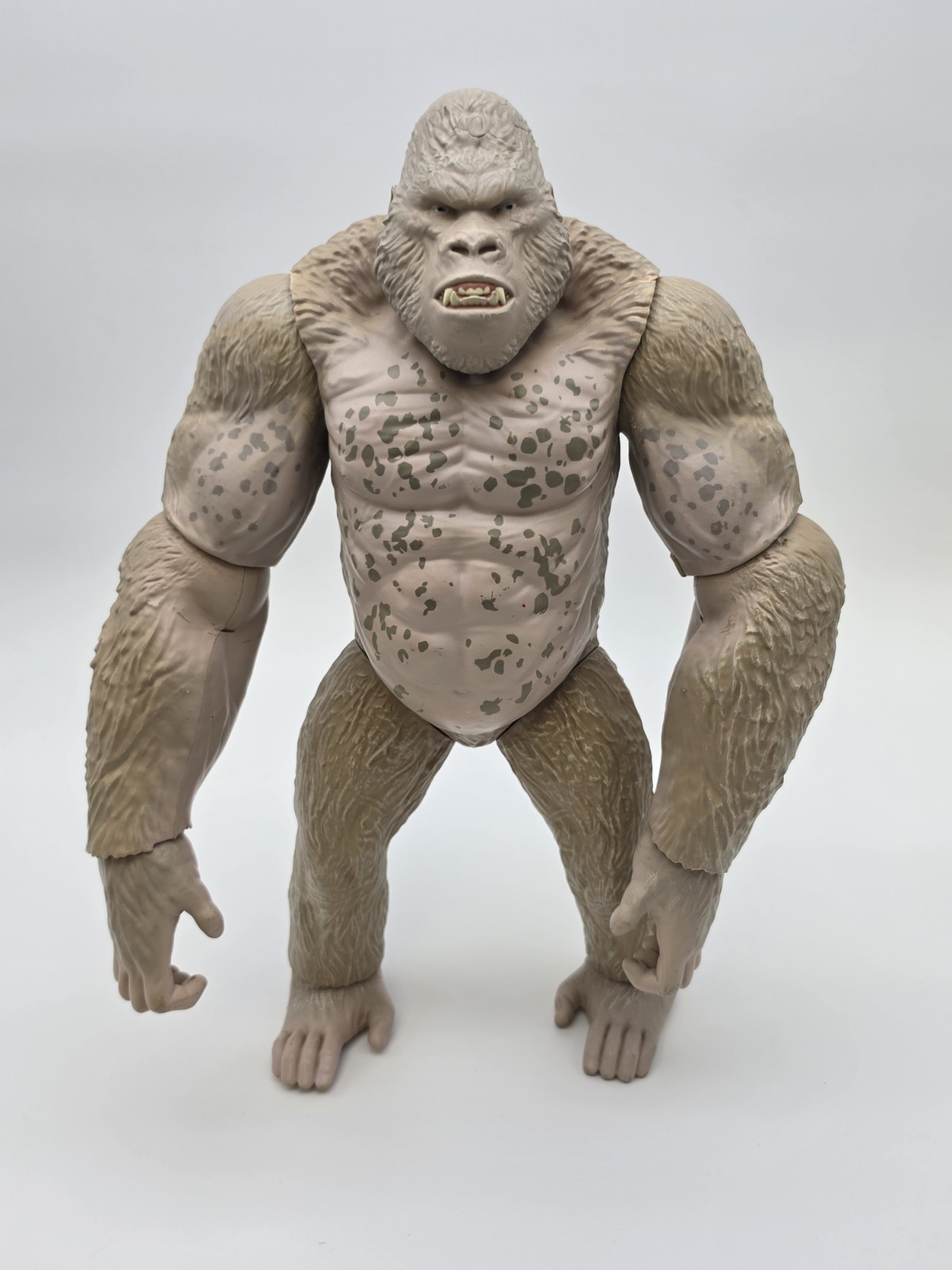 Rampage George Giant Albino Gorilla 16" Action Figure Warner Bros WBEI 2018