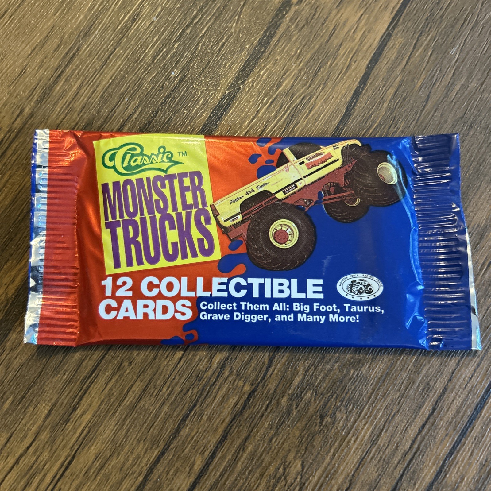 Monster Truck Trading Cards  sealed Pack Vintage  Grave Digger, Carolina Crusher