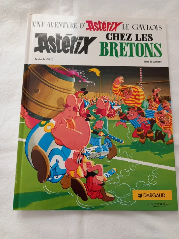 Asterix Chez Les Bretons