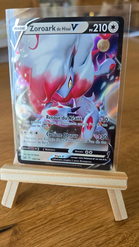 Zoroark de Hisui V 146/196