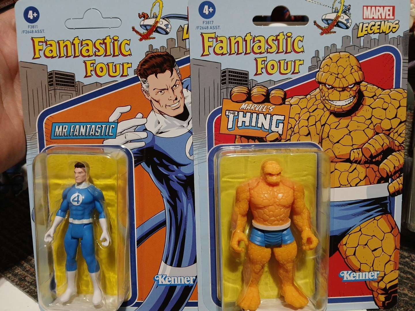 2x Figures Hasbro Marvel Legends Retro Fantastic Four Thing & Mr. Fantastic 3.75