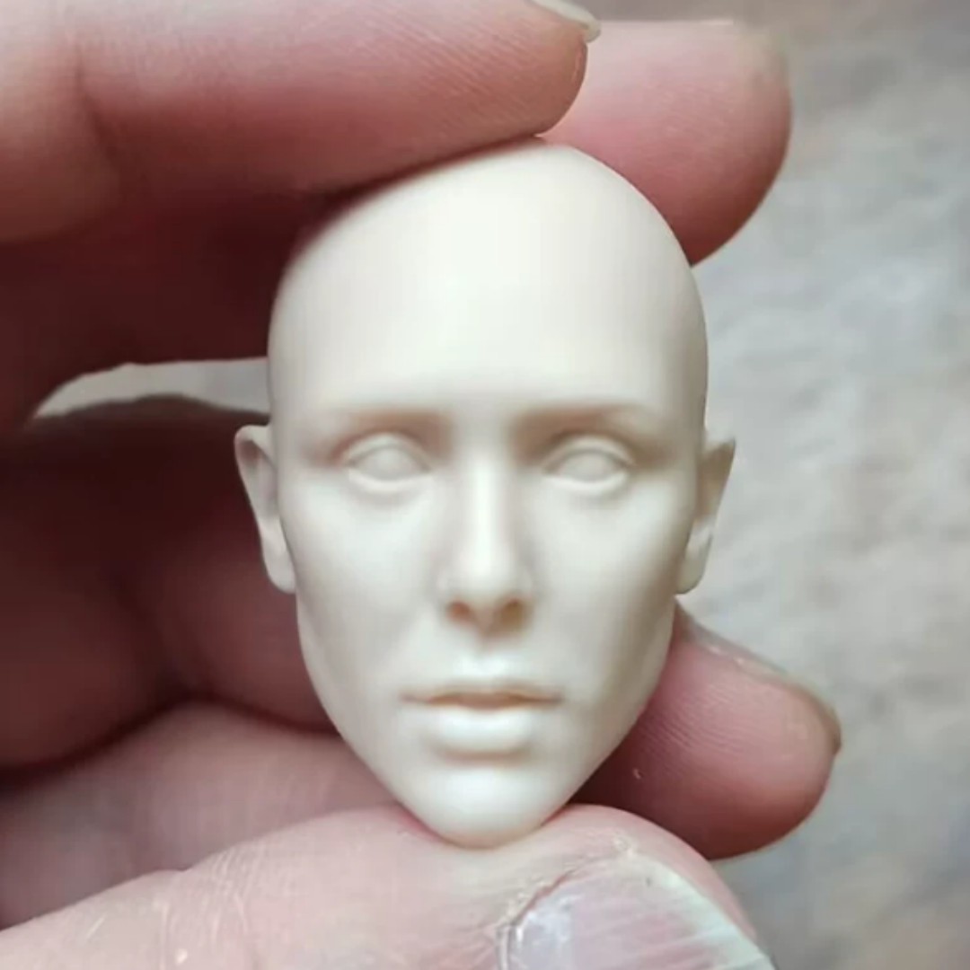Modellino personaggio Elizabeth Olsen scala 1/6 testa di donna scultura anime non dipinto