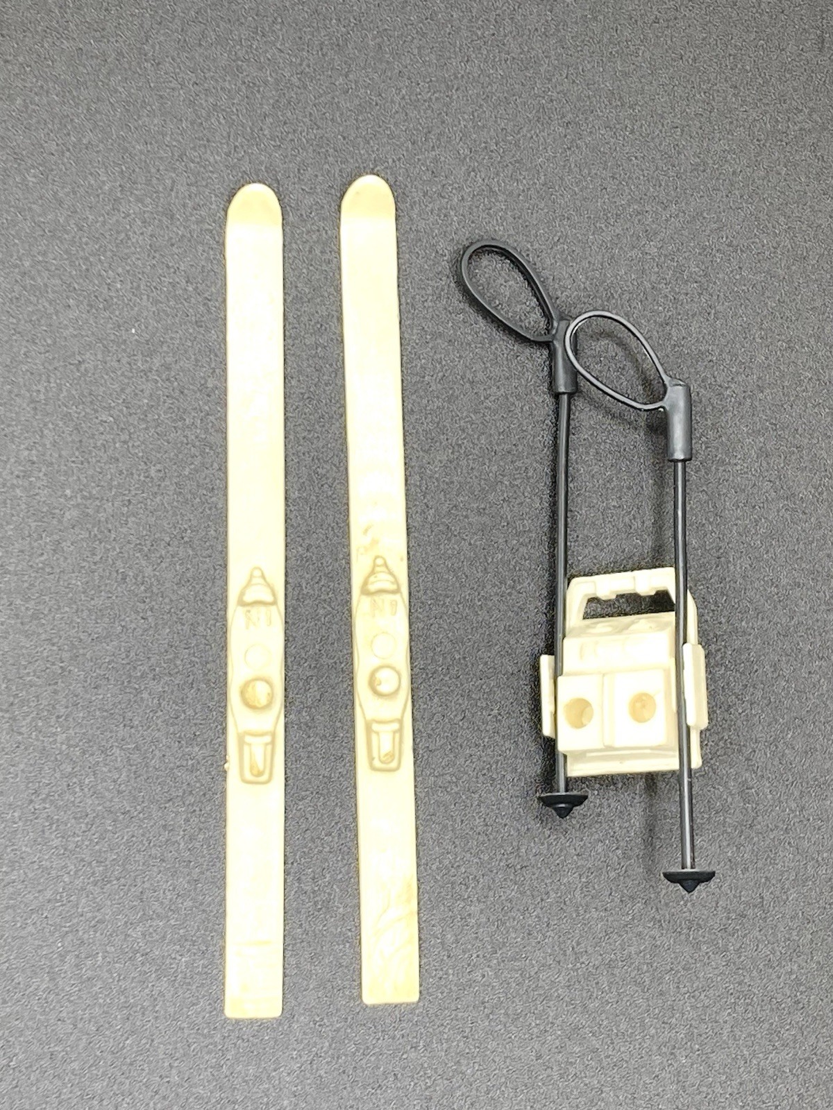 Snow Job Ski Pole V1 Backpack Part G.I. Joe 1983 Hasbro Vintage Action Figure