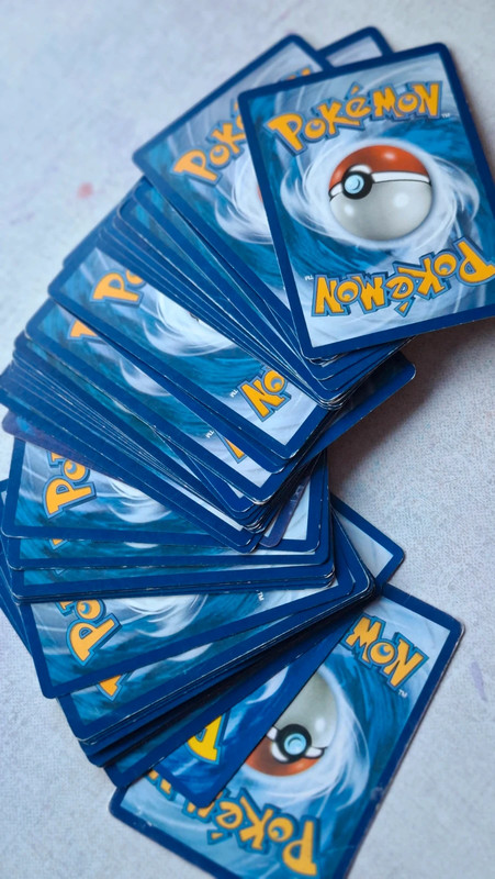 Lot de cartes Pokemon