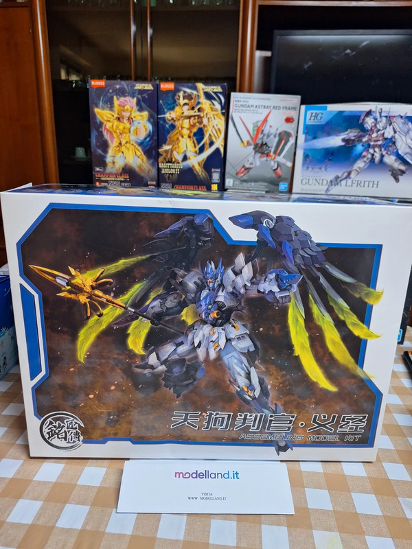 Mecha Tengu Judge - Yoshitsune 1/100  Model Kit