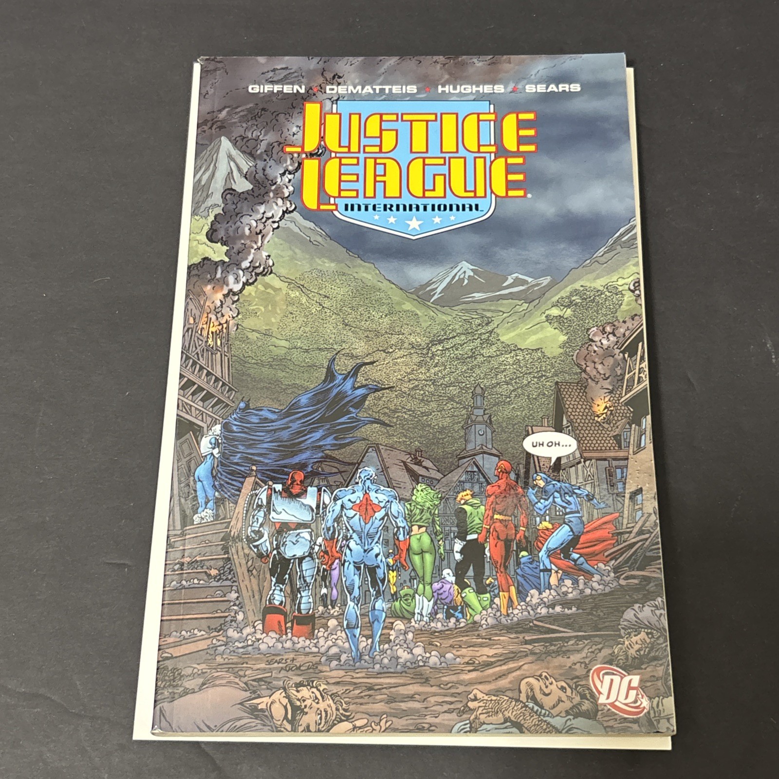 Justice League International Volume 6 DC Comics 2011 TPB FUORI PRODUZIONE Giffen DeMatteis