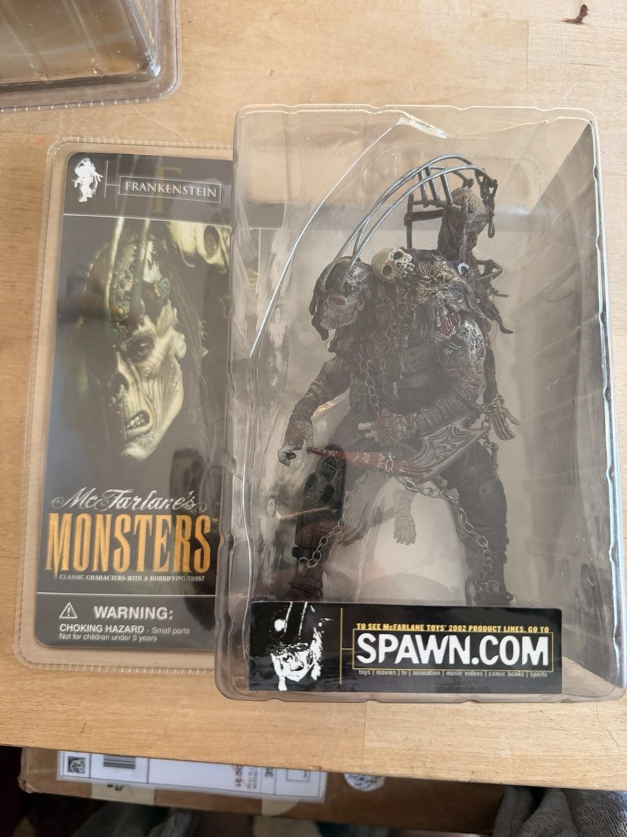 McFarlane's Monsters Frankenstein Action Figure 2002 McFarlane Toys Sealed 