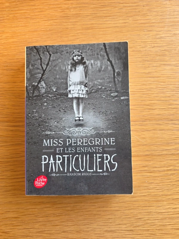 Livre Miss Pérégrine