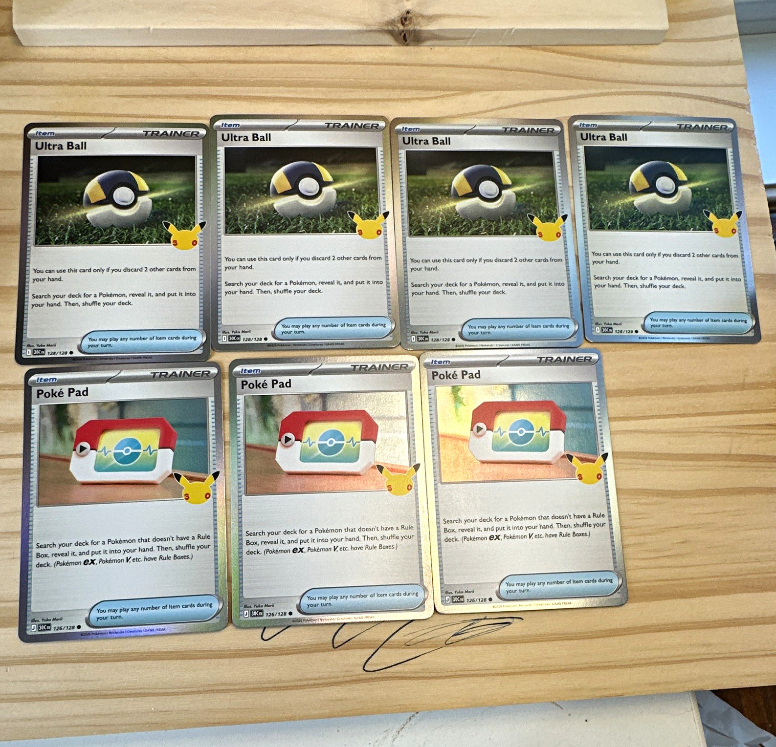 Lotto Carte Allenatore Pokémon TCG Ultra Ball Poké Pad 30° Celebrazioni