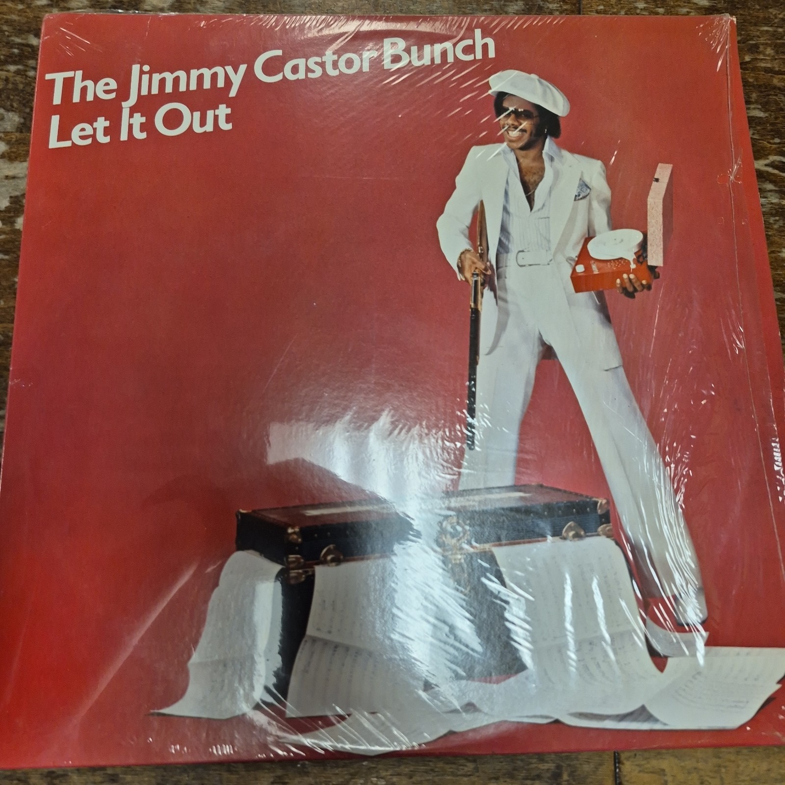 THE JIMMY CASTOR BUNCH- LET IT OUT LP VERY GOOD CONDITION VINYL RECORD OOP