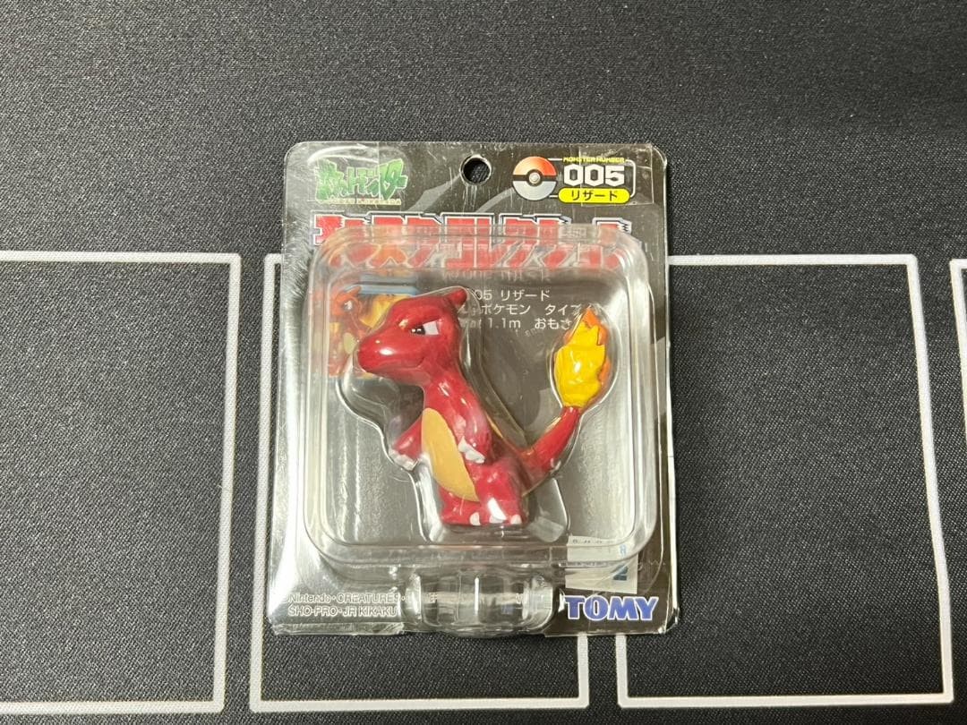 [Rare Item - Unopened] Pokémon Monster Collection - First Edition Charizard
