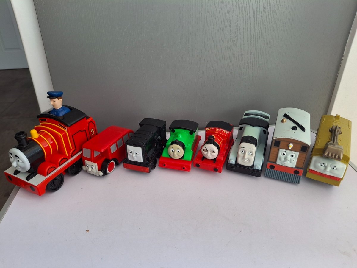 Thomas The Tank Engine And Friends Push Along Train Bundle 