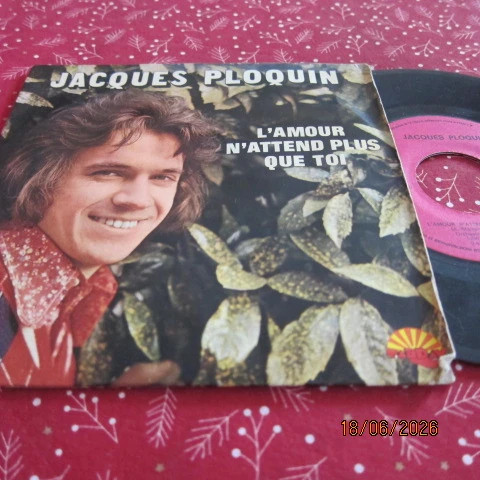45 T Jacques Ploquin  2 titres dont La campagne, bon état mais pochette un peu abîmée