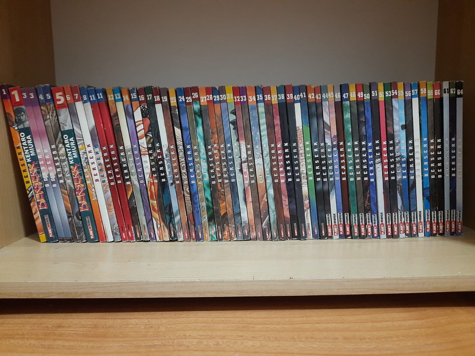 BERSERK PRIMA EDIZIONE (SOTTILETTA)