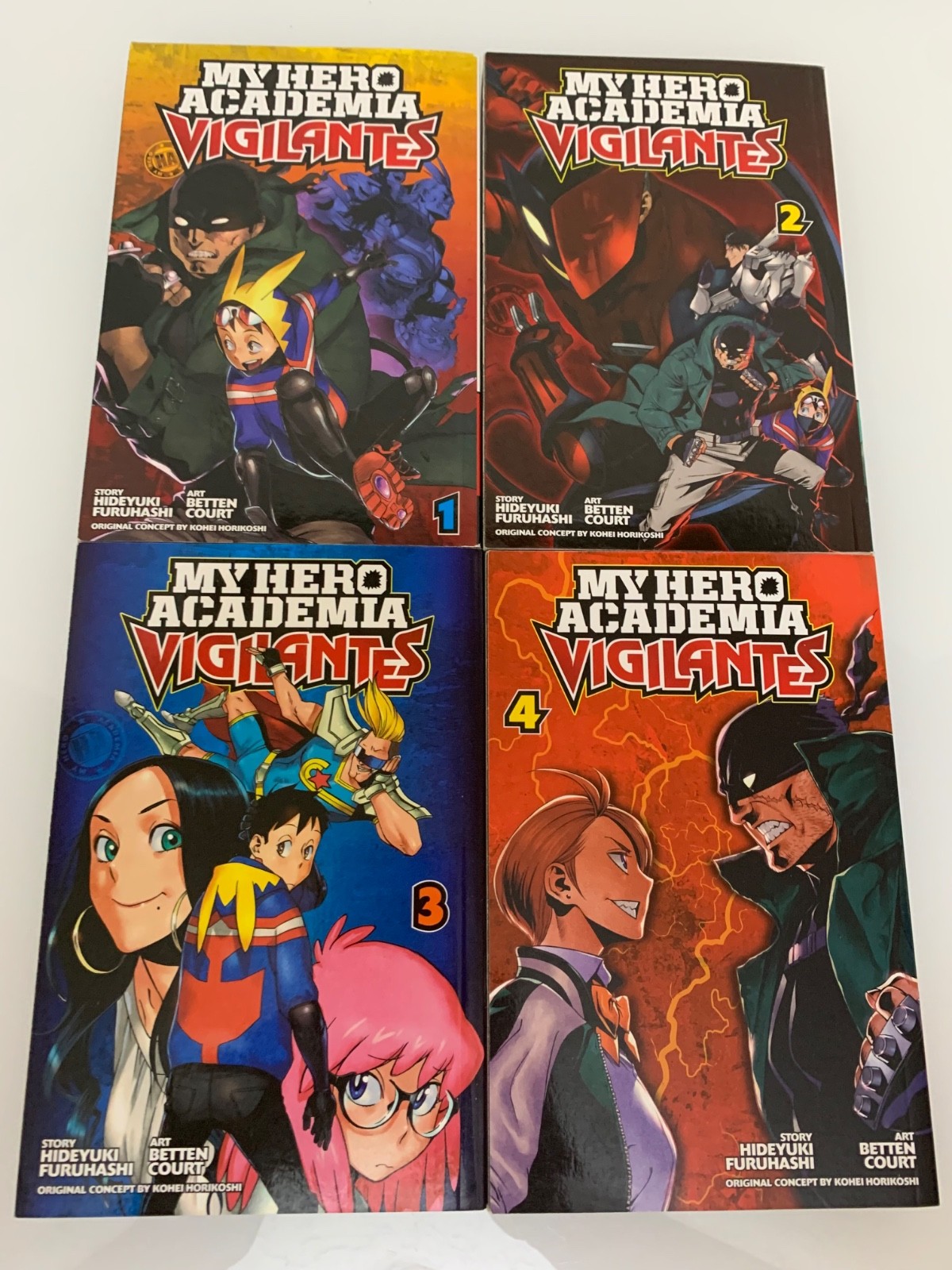 My Hero Academia Vigilantes Manga Vol 1-4 Lotto Inglese Viz Media Shonen Jump VG