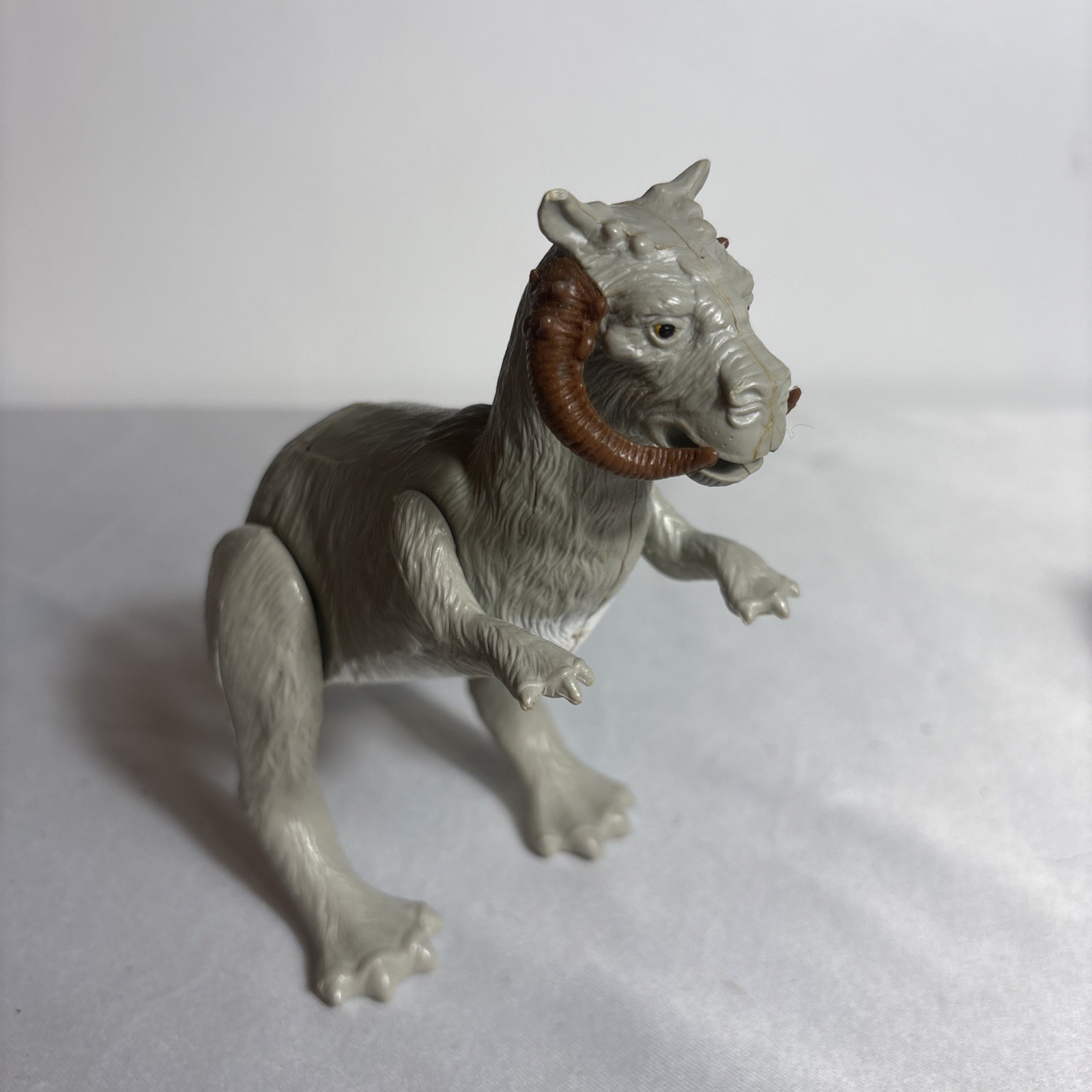 Taun Taun Star Wars 1979 Empire Strikes Back No saddle or bridle