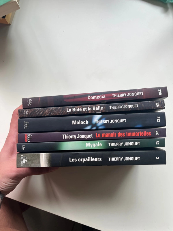 6 livres Thierry Jonquet