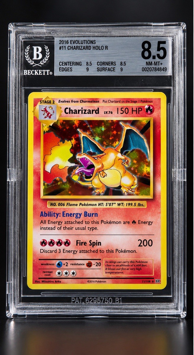 Charizard 11/108 Holo XY Evoluzioni BGS 8.5 Beckett Pokémon 2016
