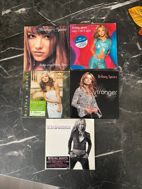 Britney lot singles France