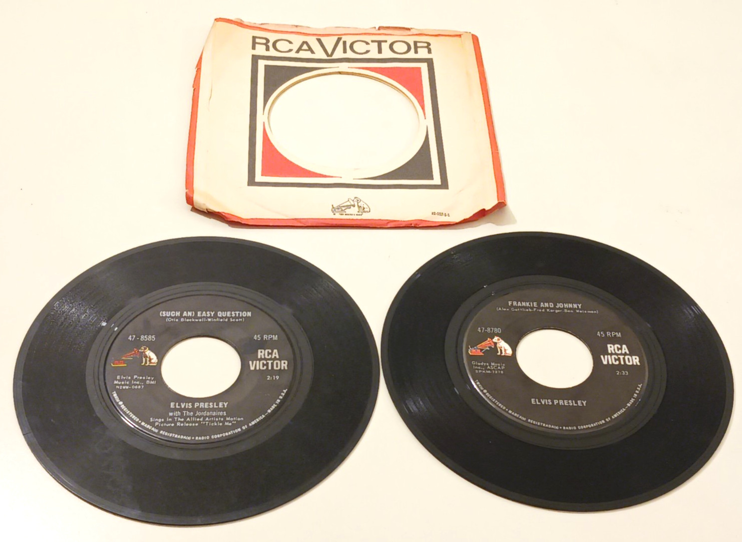 Elvis 2 45rpm Records Such An Easy Question It Feels So Right / Frankie &Johnny