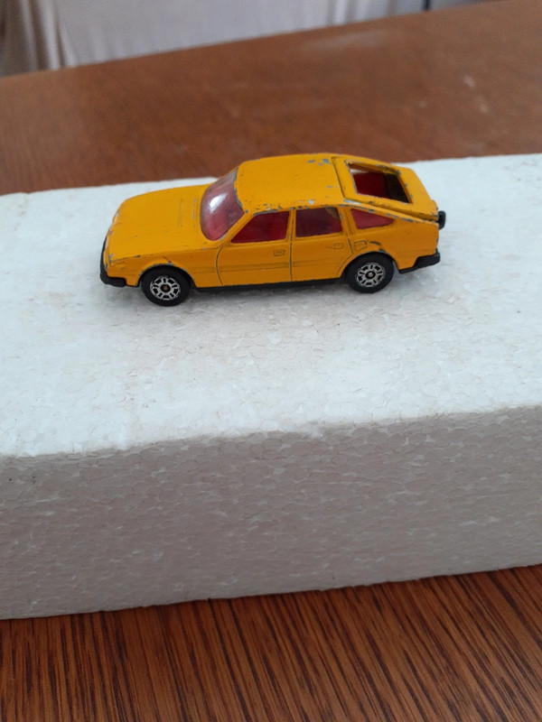 Corgi Rover 3500 (1979-83)