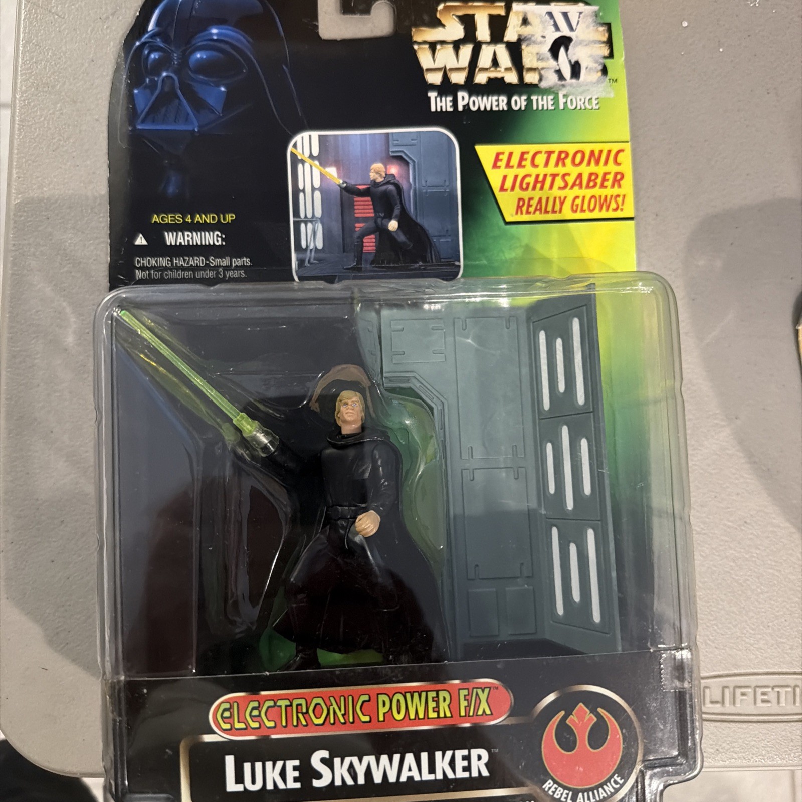 Star Wars Power of the Force LUKE SKYWALKER Nuovo Hasbro Electronic Power F/X