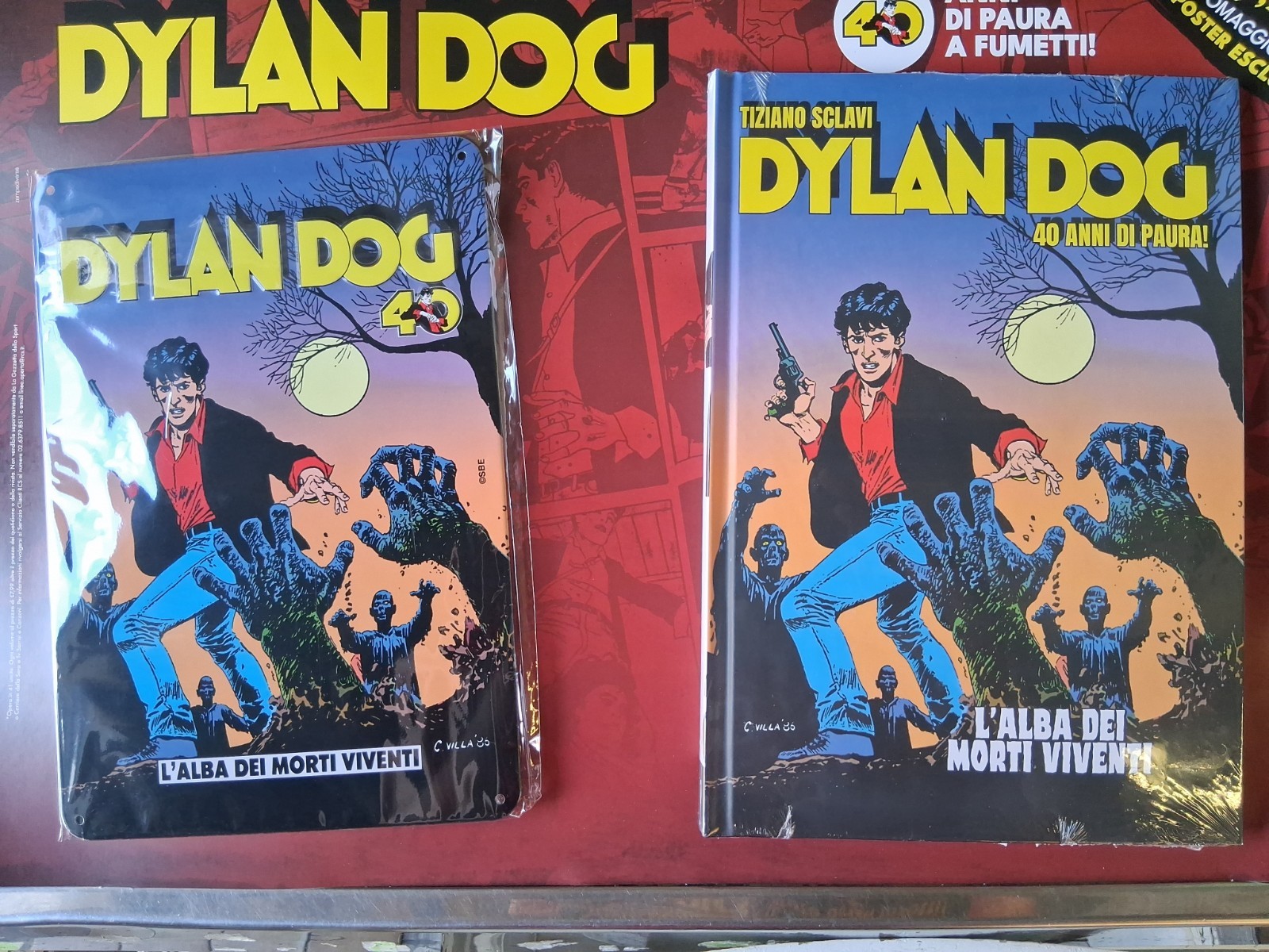 Dylan Dog 40 Anni Di Paura - N.1 L'alba dei Morti Viventi + Metal Poster