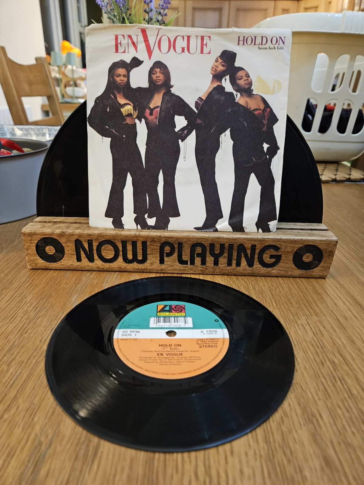 En Vogue Hold On 7" Vinyl A1 1st Press VG+