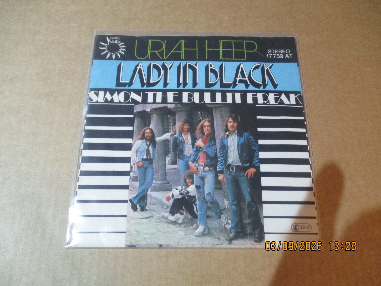 (68)  7" Single  - Vinyl - Uriah Heep – Lady In Black