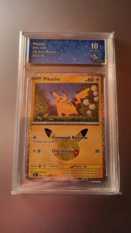 Pikachu 30 ans gradé 10