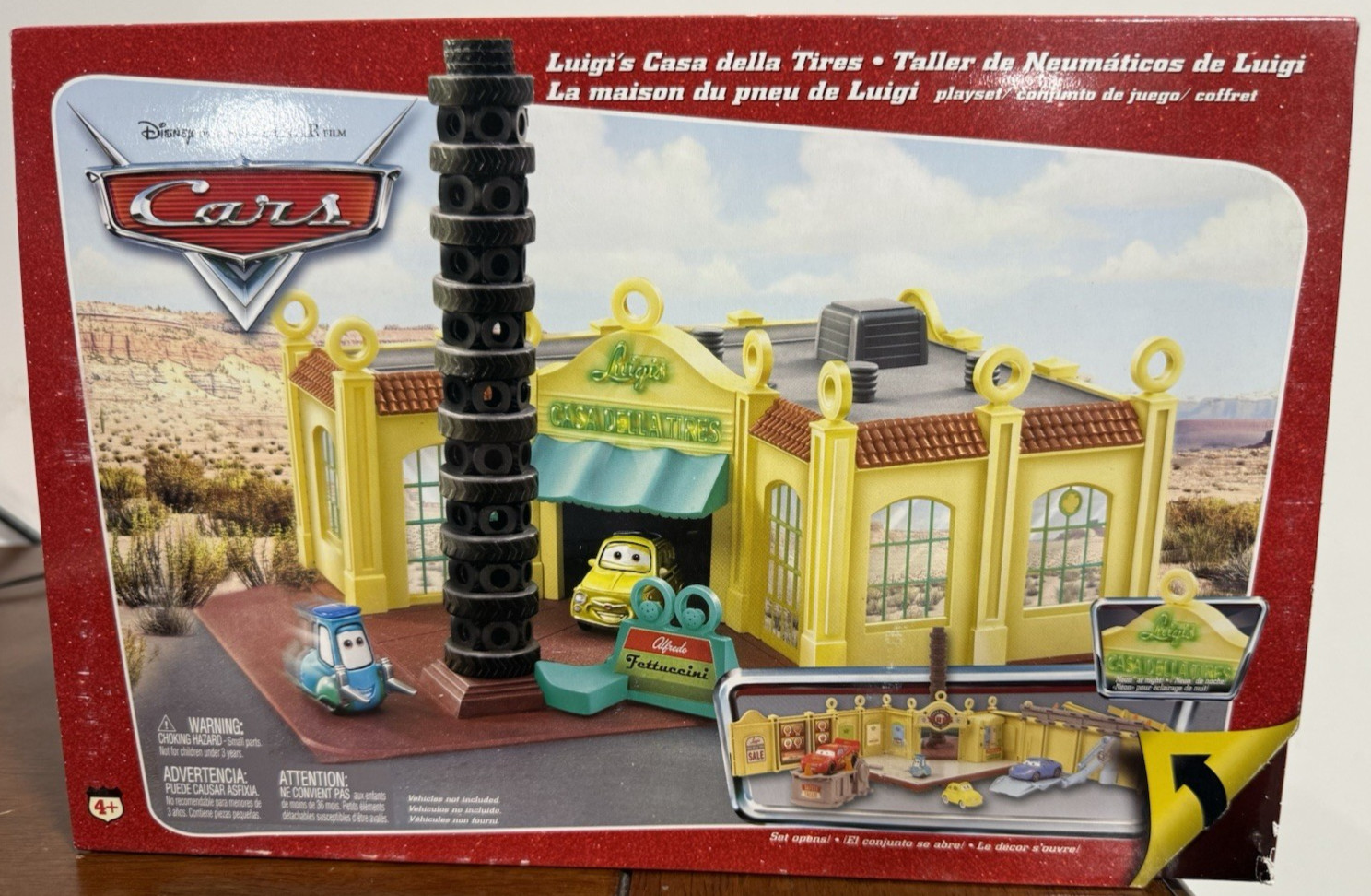 Disney Pixar Cars LUIGI'S CASA DELLA TIRES Playset NEW SEALED COMPLETE AUTHENTIC