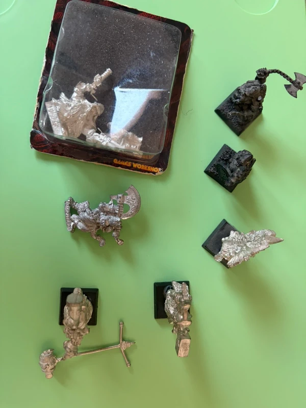 Warhammer - lotto nani fantasy misto OOP TOW