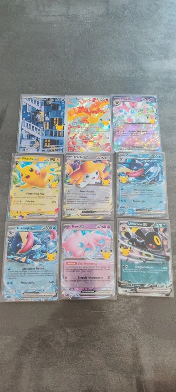 Lotto 9 carte 30°pokemon