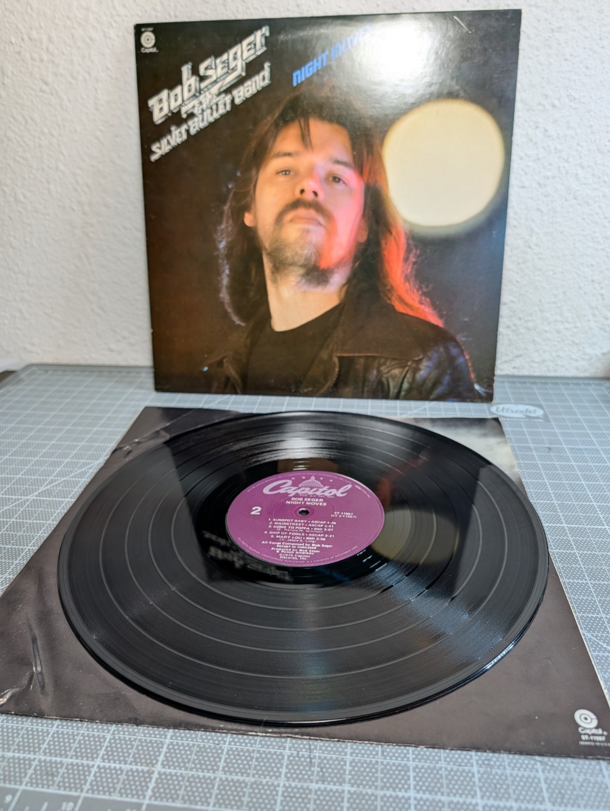 Bob Seger Night Moves LP 12" Black Vinyl Capitol ST-11557 1976 w/ Inner VG+/VG+