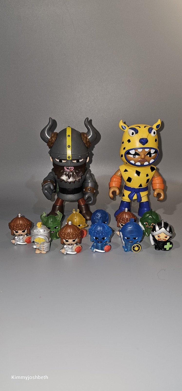 World Of Warriors Toy Figures Bundle Mind Candy Collectables. 
