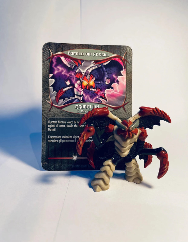 gormiti - Crudelion - popolo dei fossili - Final Evolution - con carta