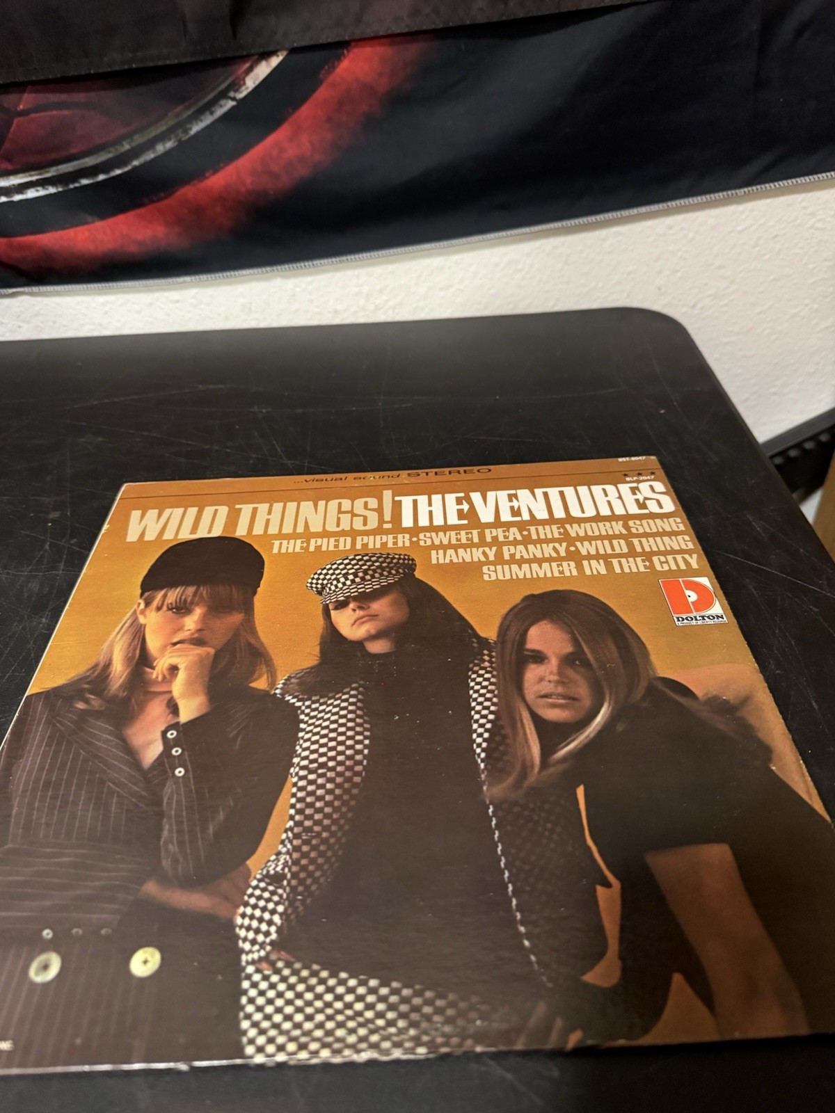 The Ventures – Wild Things! (Dolton Records – BST-8047)